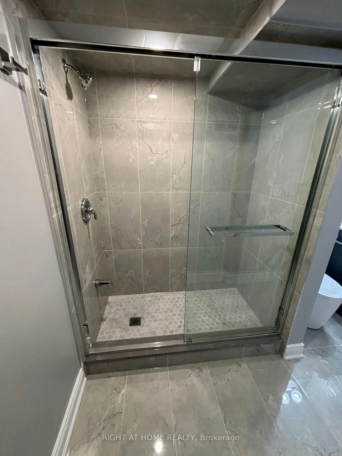 LOWER LEVEL-1526 Zilio Terrace, Milton, ON, L9E 2H8 - 11