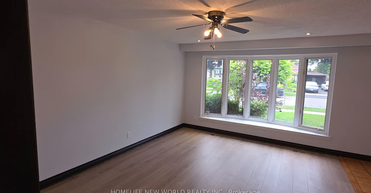 26 Murchison Crescent N, Toronto, ON, M9V 3P6 - 5