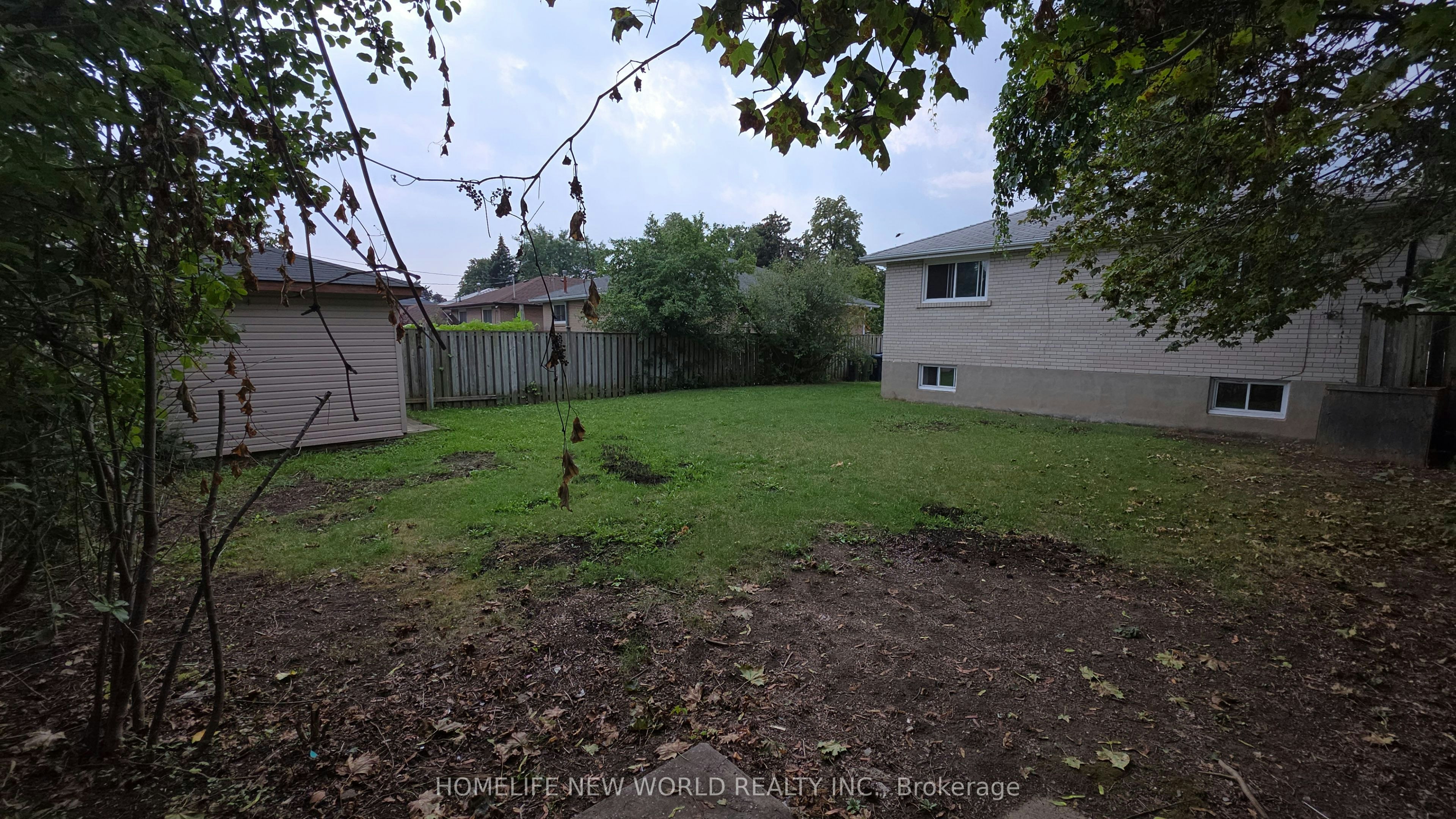 26 Murchison Crescent N, Toronto, ON, M9V 3P6 - 44