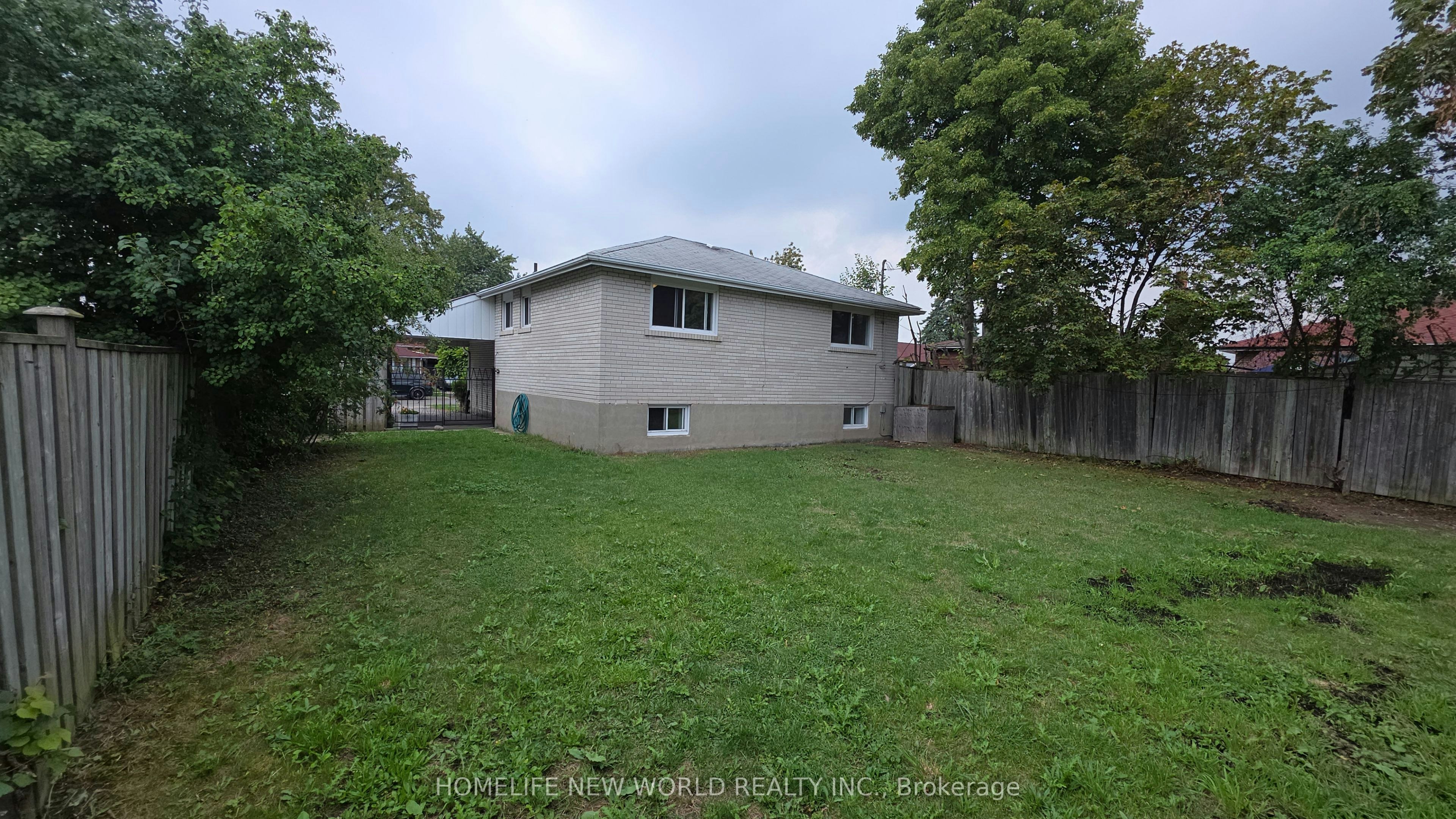 26 Murchison Crescent N, Toronto, ON, M9V 3P6 - 45