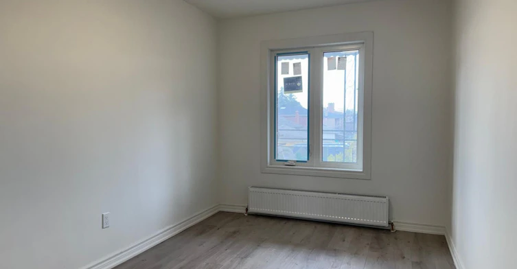 Upper-2986A Dufferin Street, Toronto, ON, M6B 3T3 - 7
