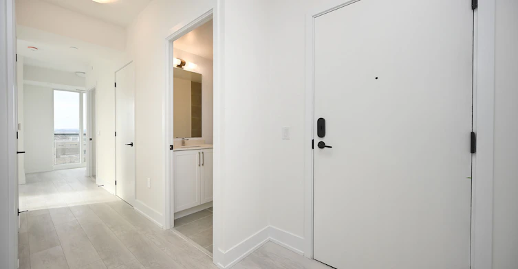333-2450 Old Bronte Road, Oakville, ON, L6M 5P6 - 9
