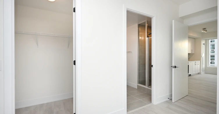 333-2450 Old Bronte Road, Oakville, ON, L6M 5P6 - 34