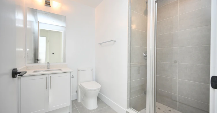 333-2450 Old Bronte Road, Oakville, ON, L6M 5P6 - 35