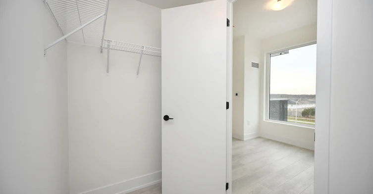 333-2450 Old Bronte Road, Oakville, ON, L6M 5P6 - 37