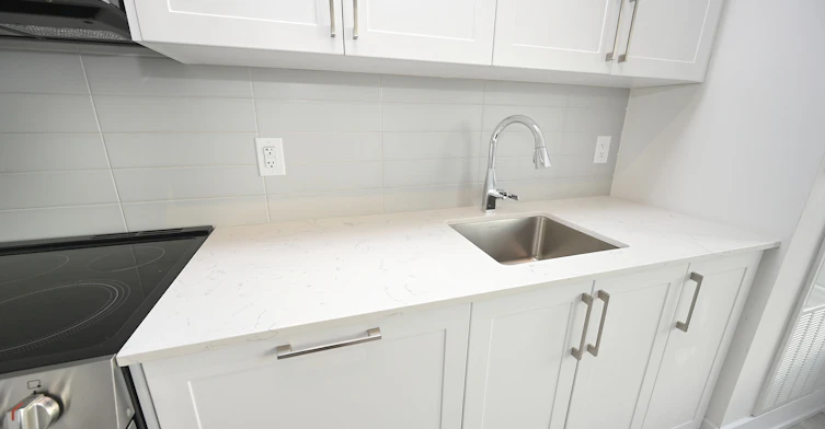333-2450 Old Bronte Road, Oakville, ON, L6M 5P6 - 22