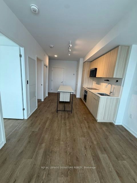 711-251 Masonry Way, Mississauga, ON, L5H 0B3 - 3