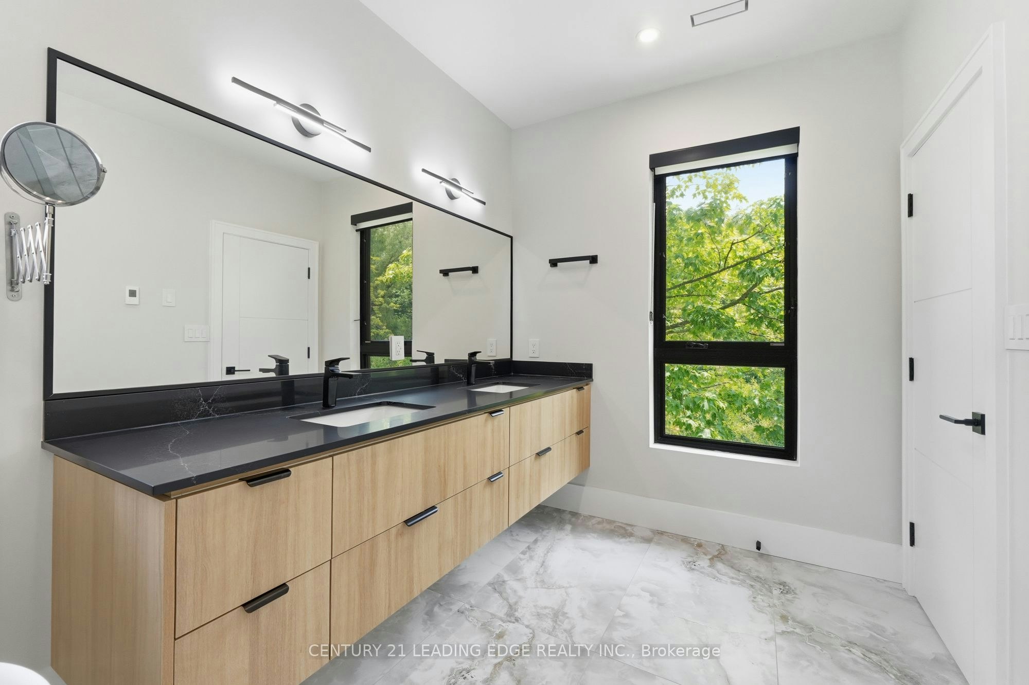 1362 Devon Road, Oakville, ON, L6J 2M1 - 24