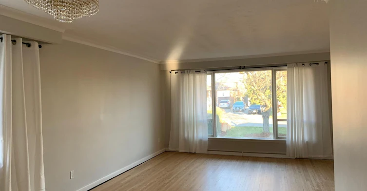 Main-35 Lilywood Road, Toronto, ON, M6B 1V6 - 5