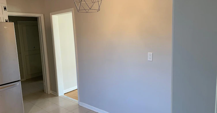 Main-35 Lilywood Road, Toronto, ON, M6B 1V6 - 11