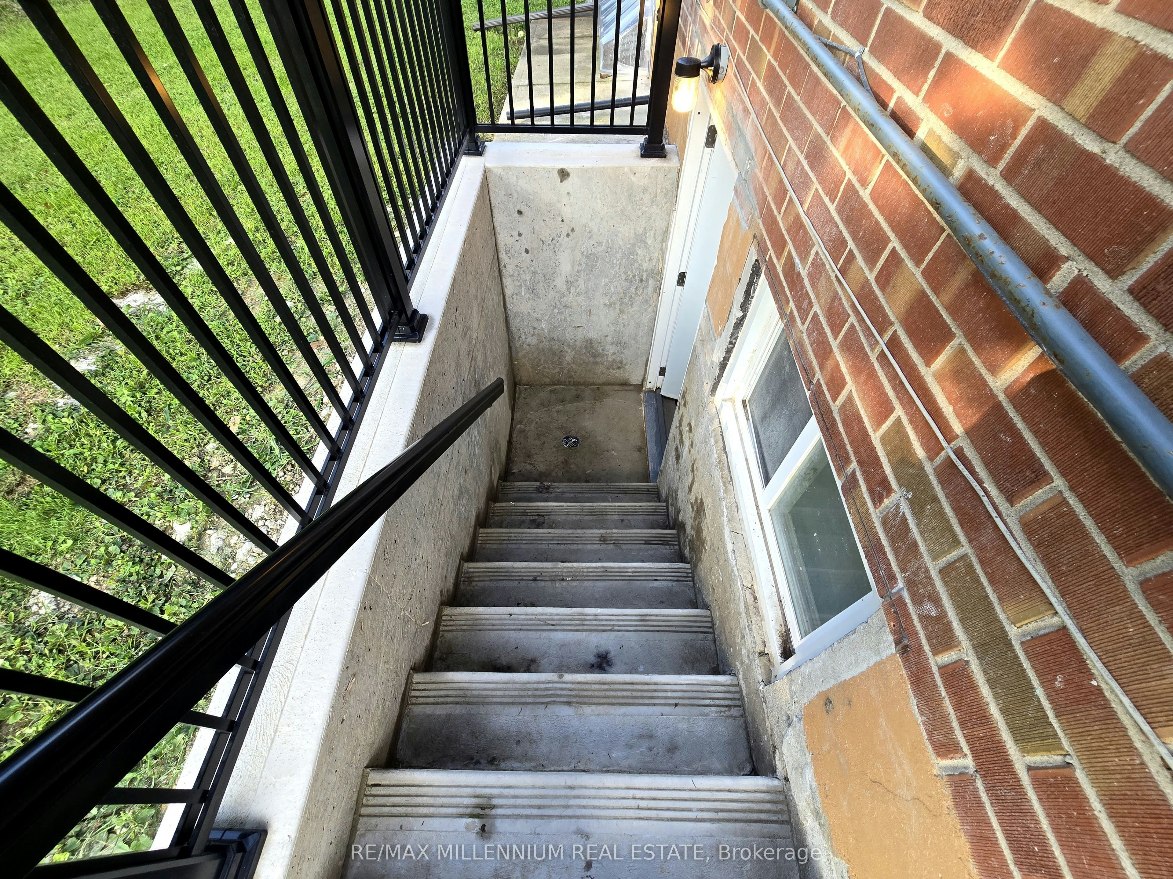 Basement-14 Charles Street, Brampton, ON, L6V 1E6 - 4