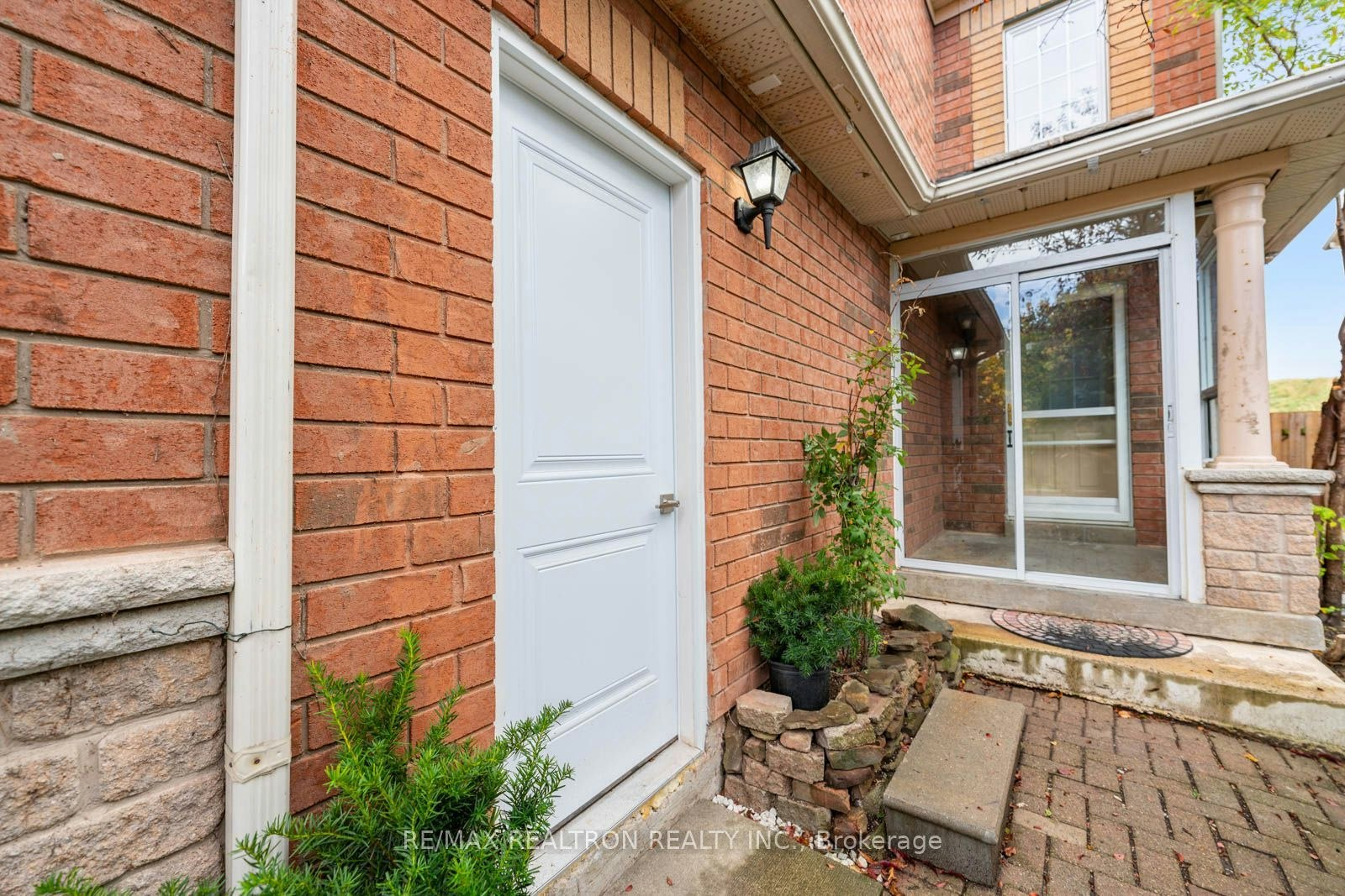 Lower-10 Hesketh Court, Caledon, ON, L7C 1C7 - 2