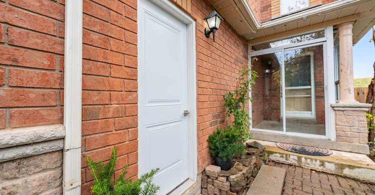 Lower-10 Hesketh Court, Caledon, ON, L7C 1C7 - 2