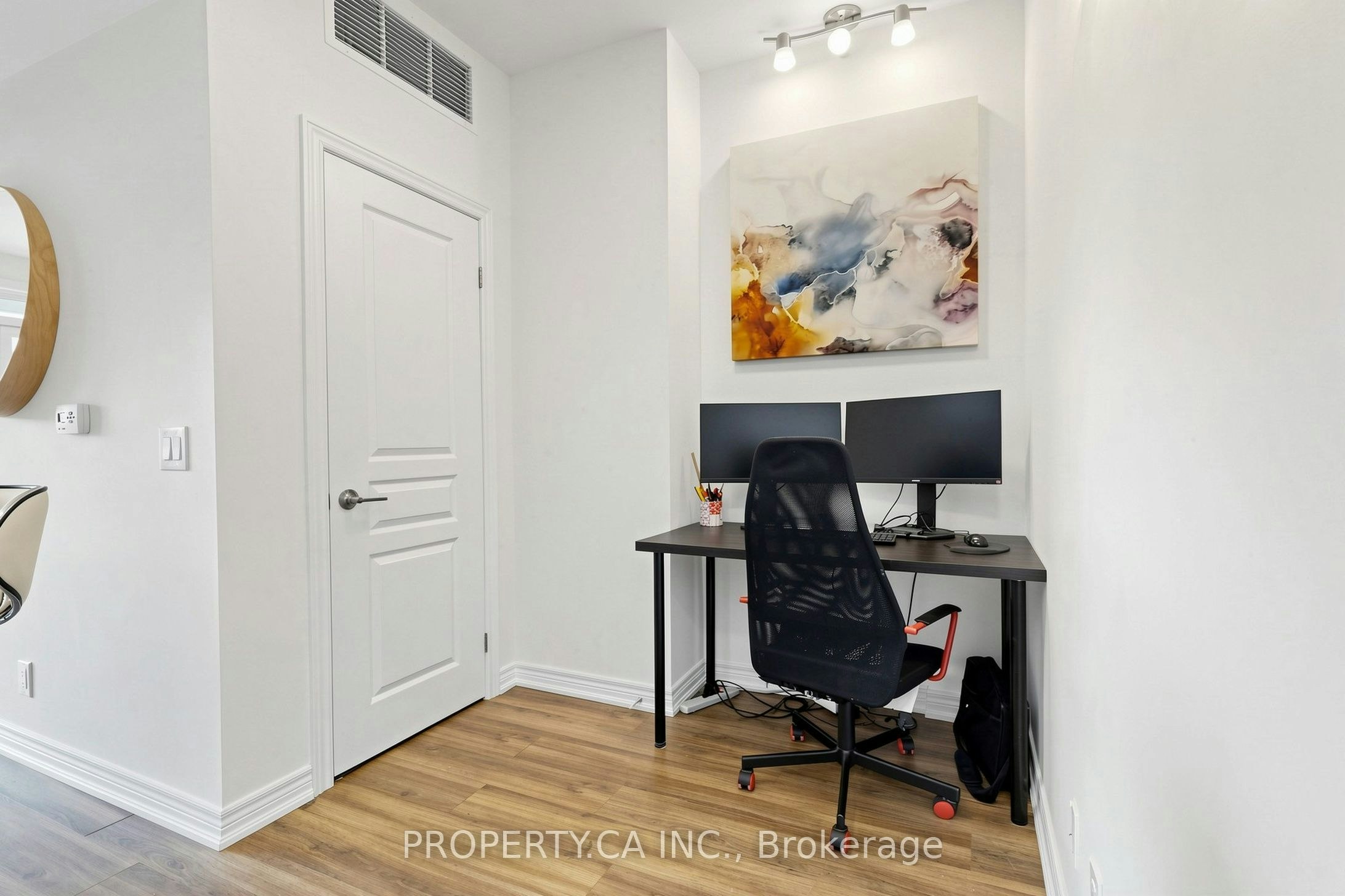 221-457 Plains Road E, Burlington, ON, L7T 2E2 - 21