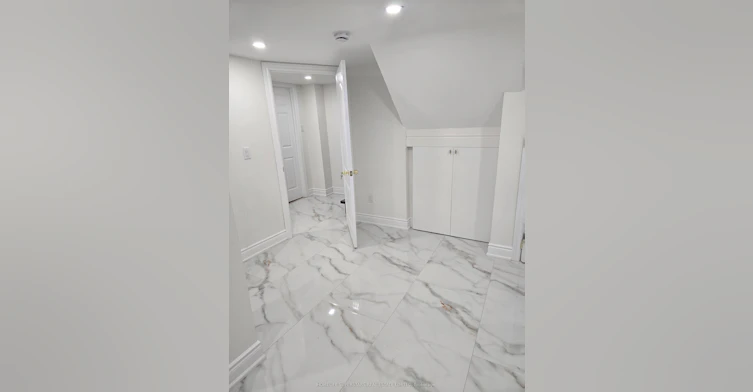 918 Islington (Bsmnt) Avenue, Toronto, ON, M8Z 4P3 - 11