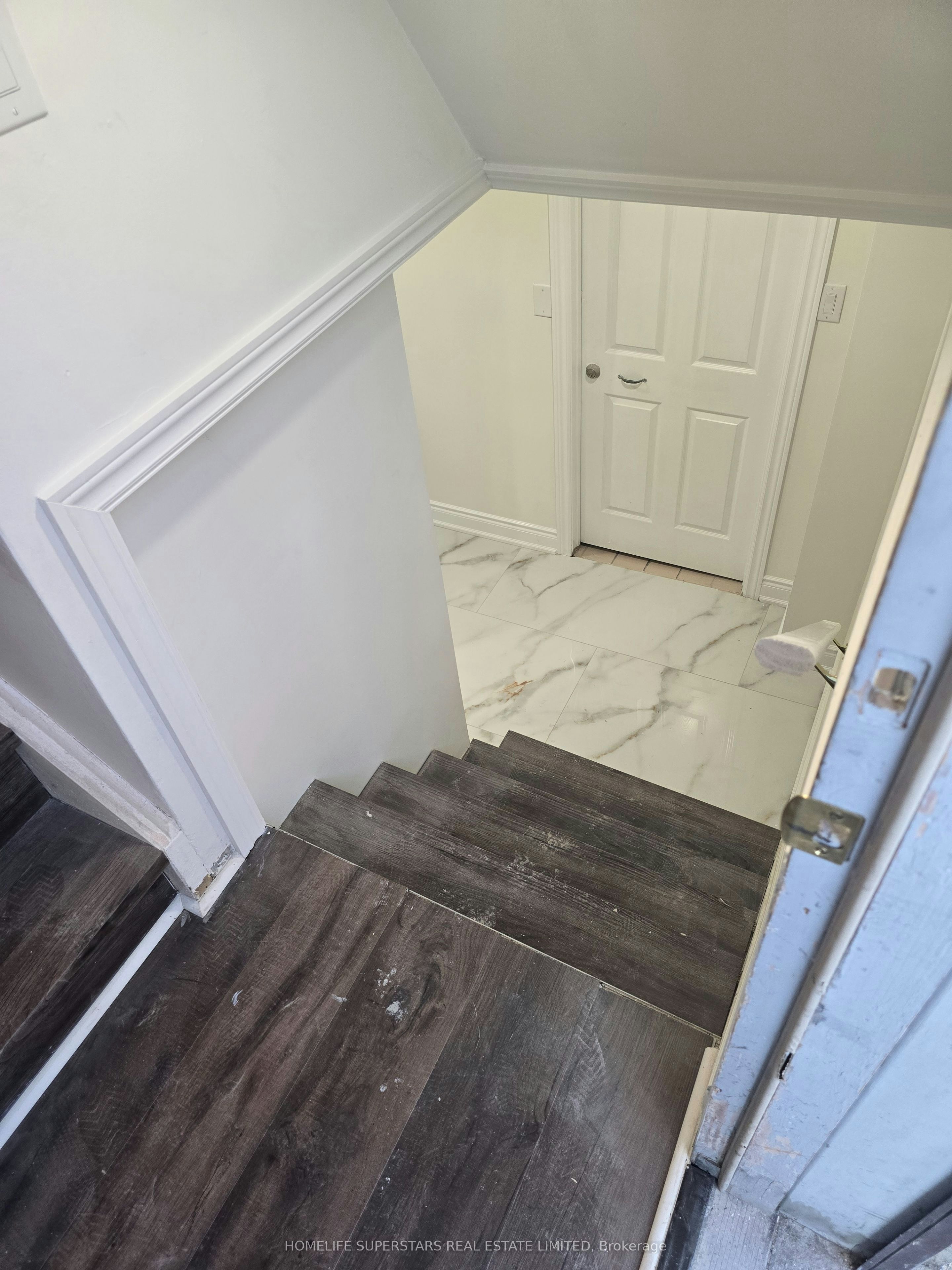918 Islington (Bsmnt) Avenue, Toronto, ON, M8Z 4P3 - 3