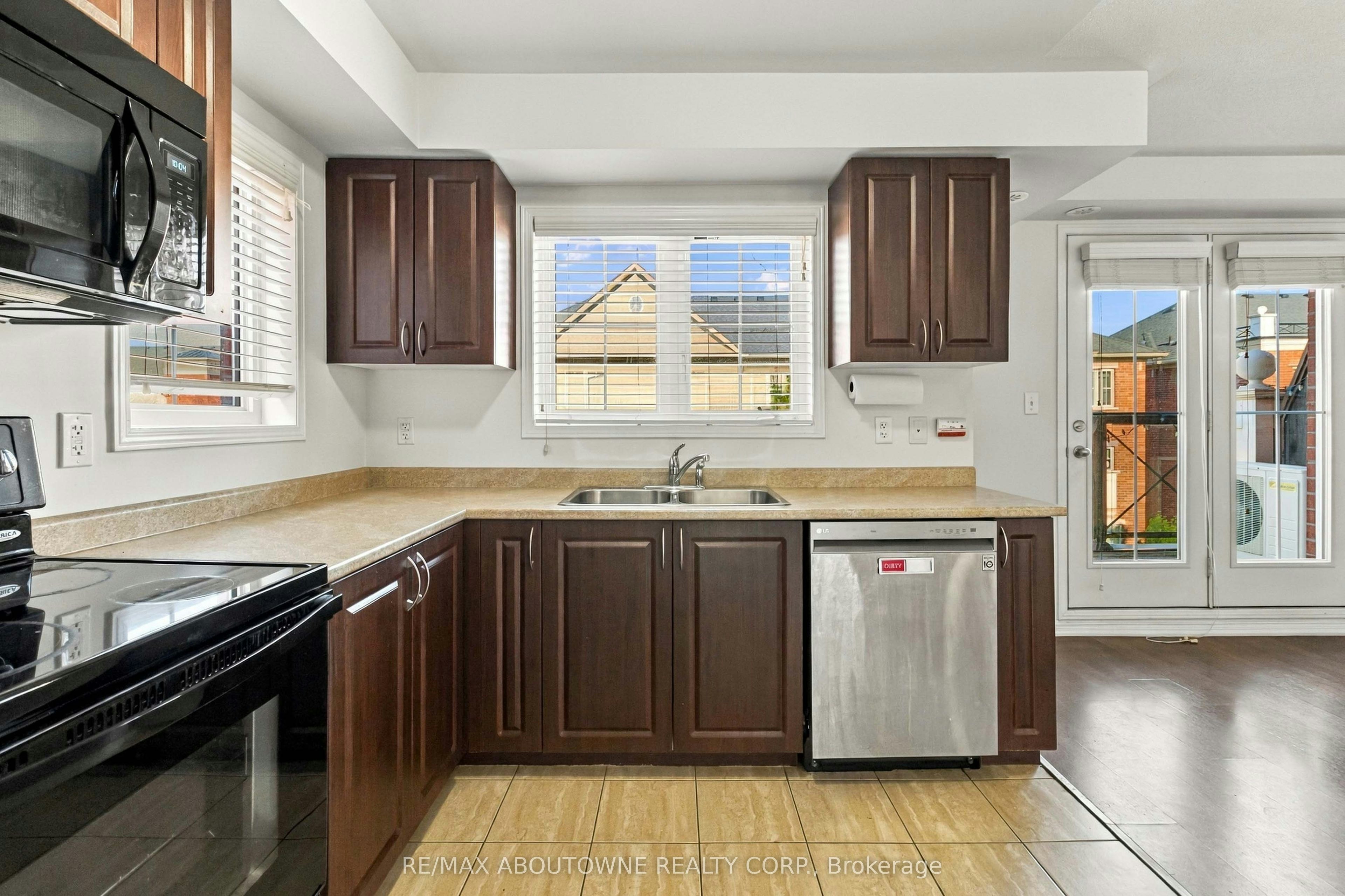 14-43 Hays Boulevard, Oakville, ON, L6H 3J3 - 12