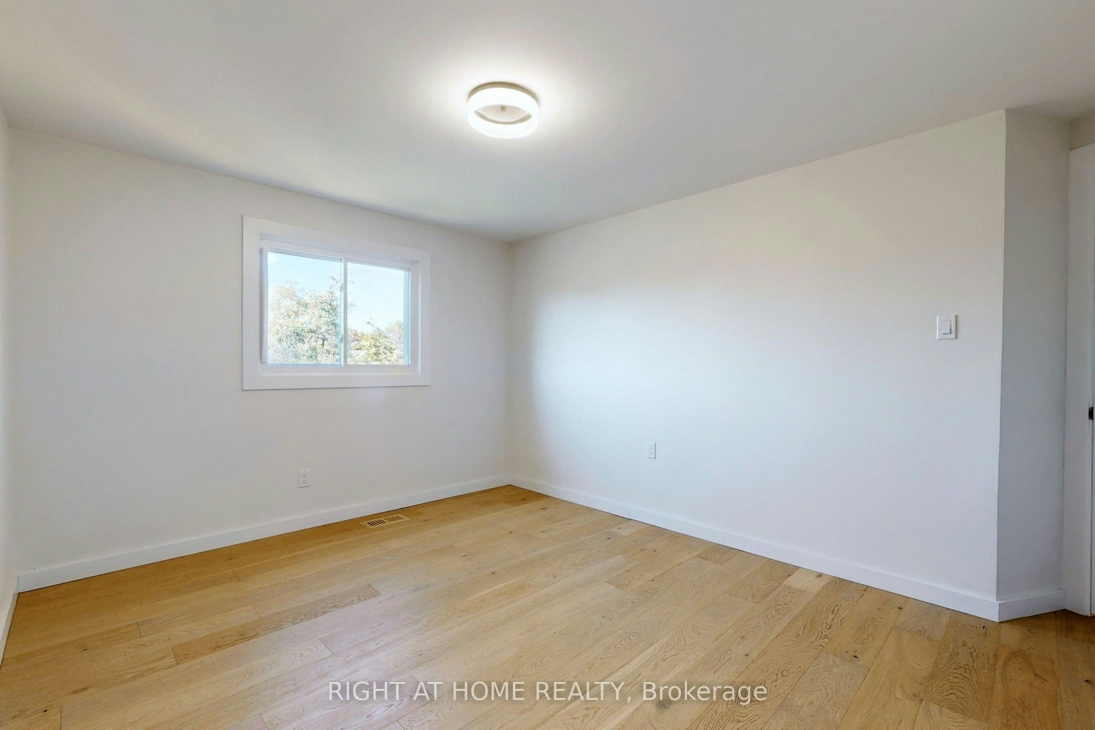6-400 Bloor Street, Mississauga, ON, L5A 3M8 - 21