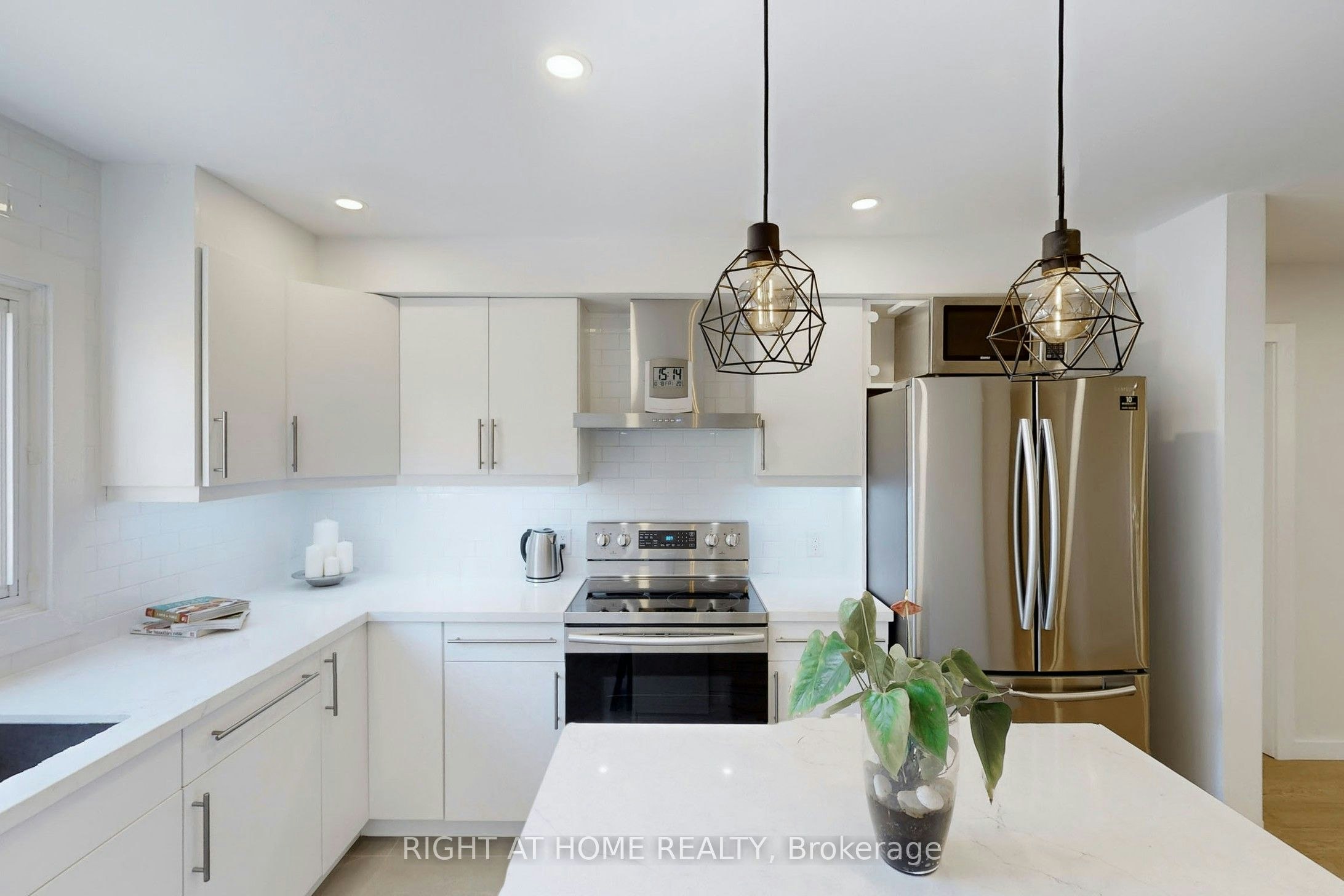 6-400 Bloor Street, Mississauga, ON, L5A 3M8 - 8