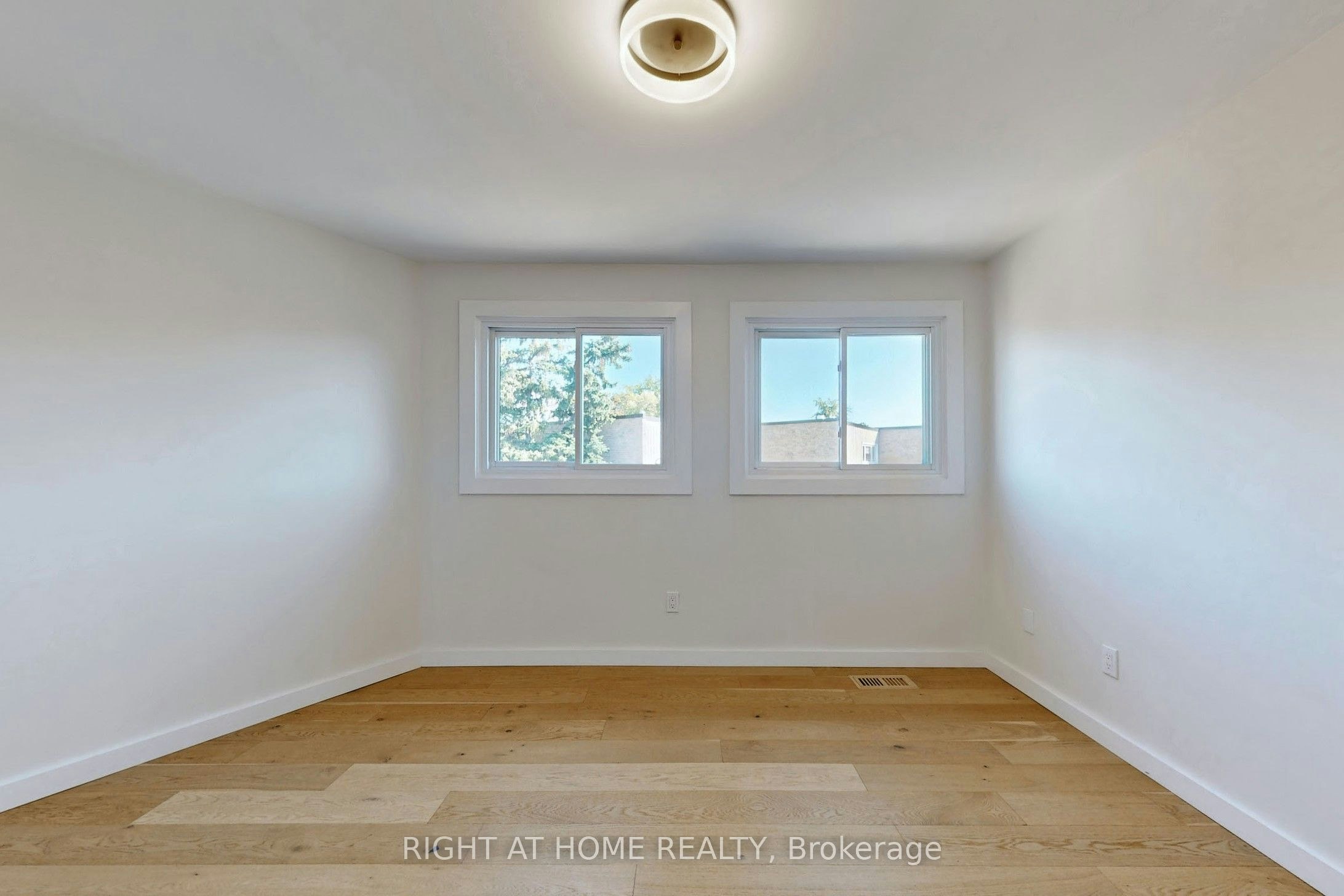 6-400 Bloor Street, Mississauga, ON, L5A 3M8 - 22
