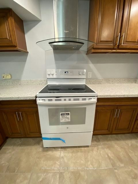 8 Old Cleeve Crescent, Brampton, ON, L7A 0B5 - 4