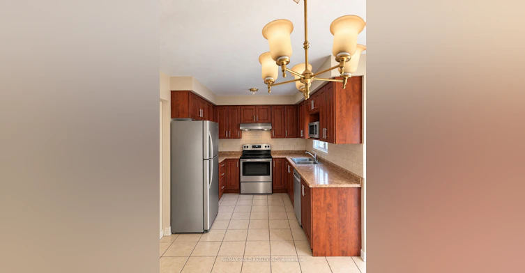 46 Songsparrow Drive, Brampton, ON, L6Y 3Z7 - 3