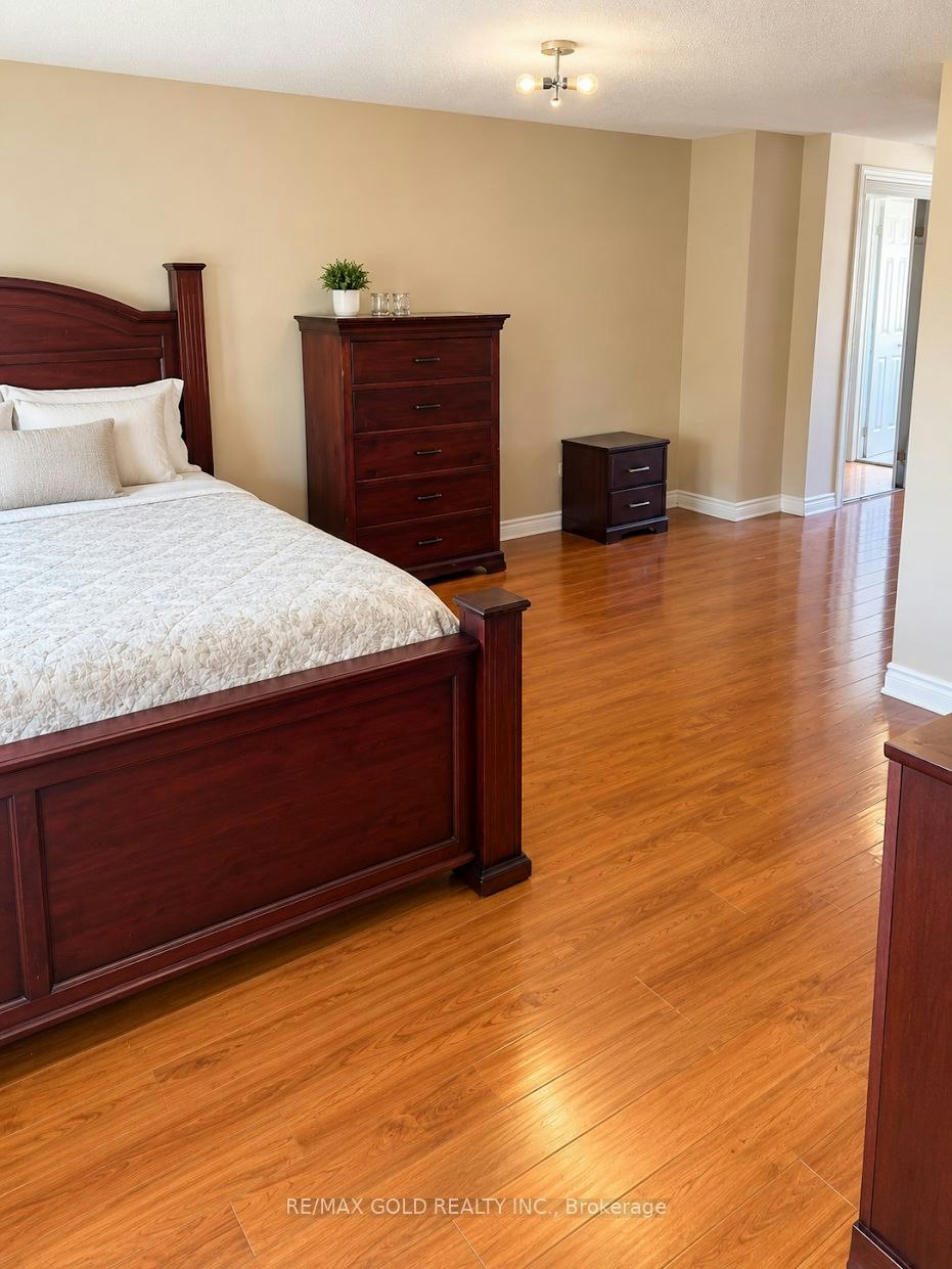 46 Songsparrow Drive, Brampton, ON, L6Y 3Z7 - 9