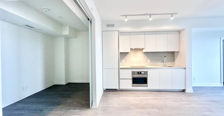 5103-4015 The Exchange N/A, Mississauga, ON, L5B 0N9 - 8