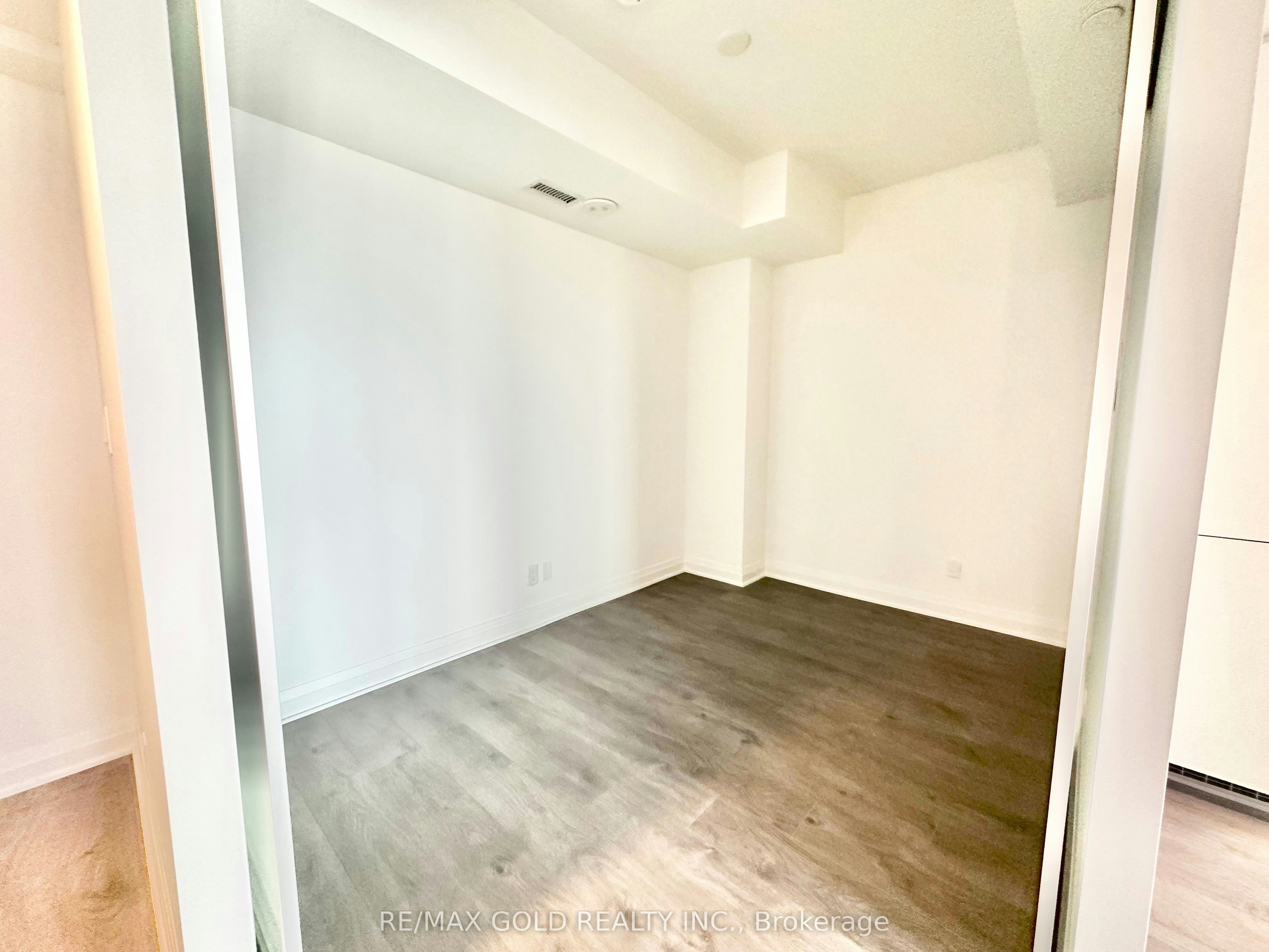 5103-4015 The Exchange N/A, Mississauga, ON, L5B 0N9 - 24