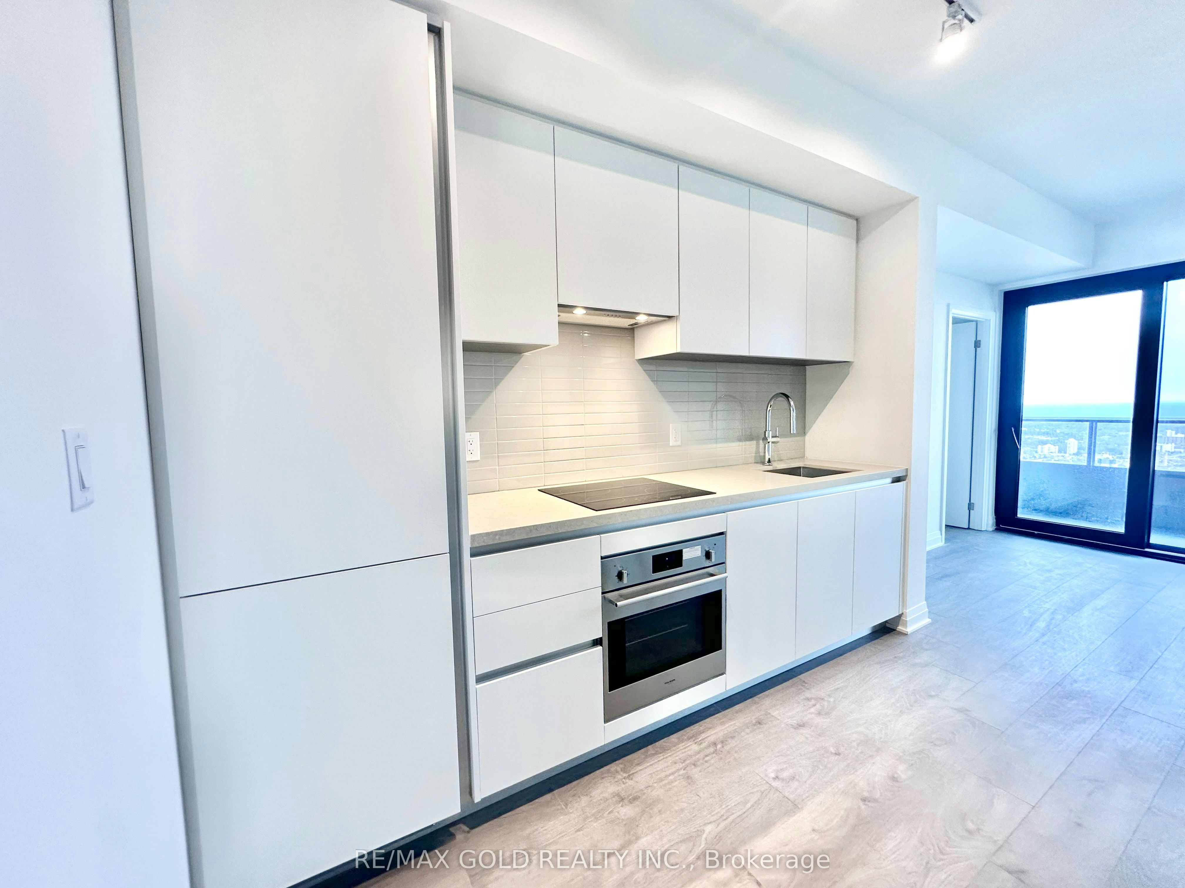 5103-4015 The Exchange N/A, Mississauga, ON, L5B 0N9 - 9