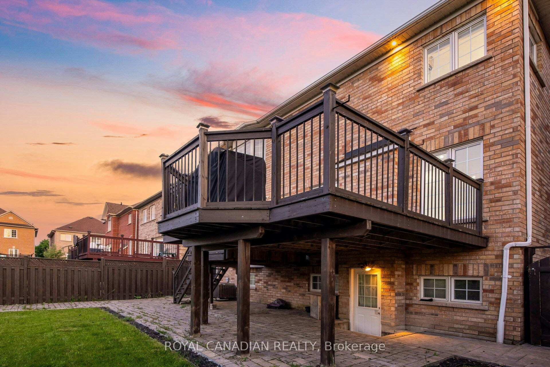 33 Rubysilver Drive, Brampton, ON, L6P 1R1 - 38