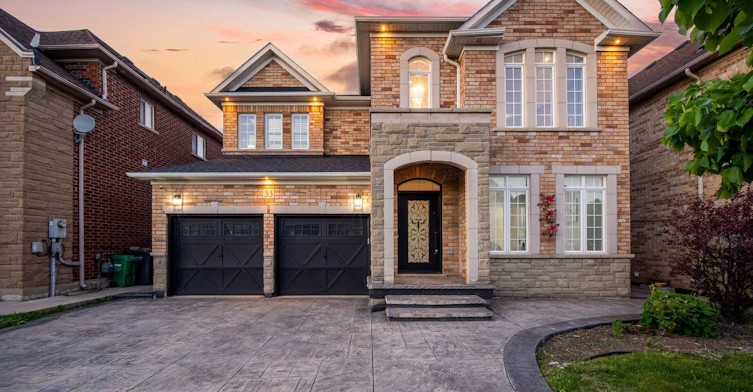 33 Rubysilver Drive, Brampton, ON, L6P 1R1