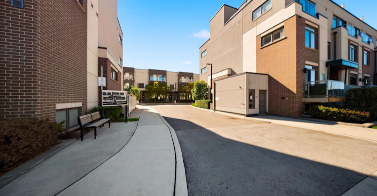 117-3078 Sixth Line, Oakville, ON, L6M 1P8 - 5