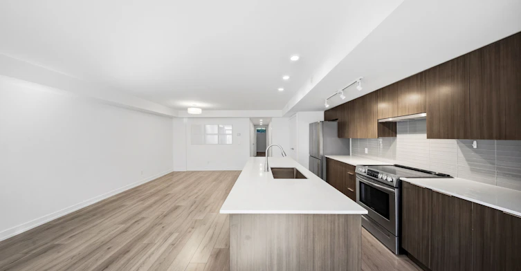 117-3078 Sixth Line, Oakville, ON, L6M 1P8 - 16