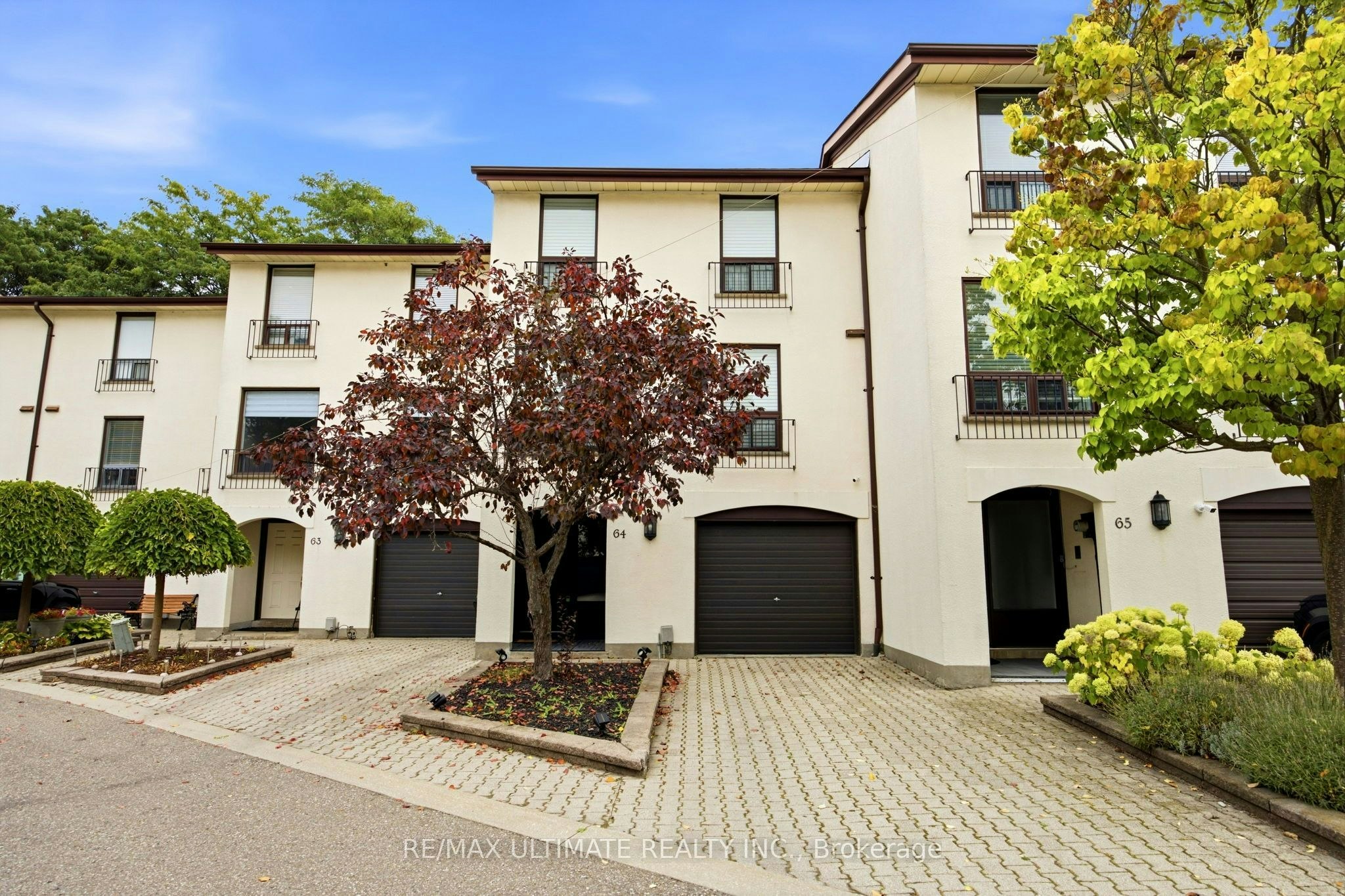 64-6679 Shetler Bay Road, Mississauga, ON, L5N 2A2