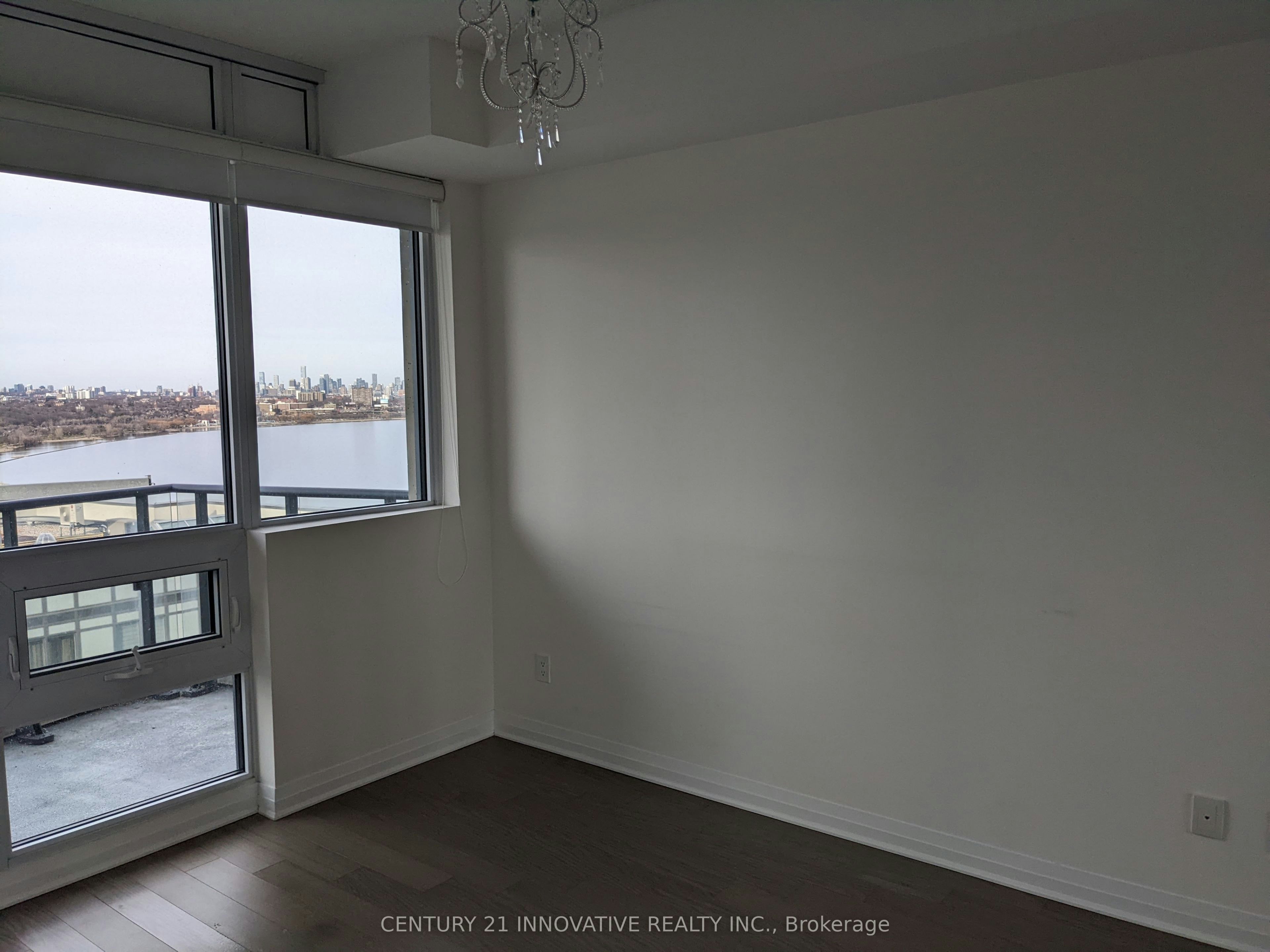 2010-59 Annie Craig Drive, Toronto, ON, M8V 0C4 - 7