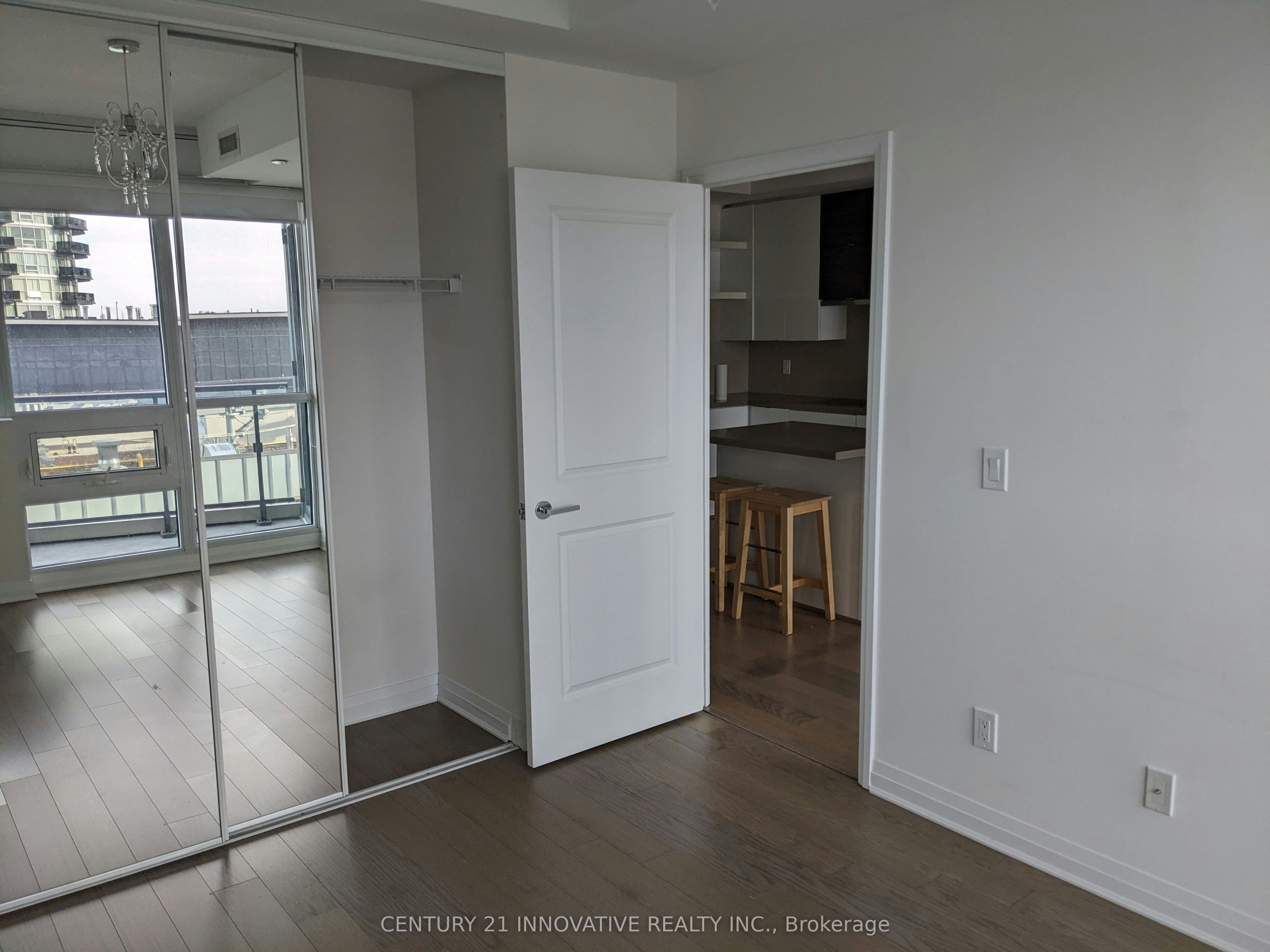 2010-59 Annie Craig Drive, Toronto, ON, M8V 0C4 - 8