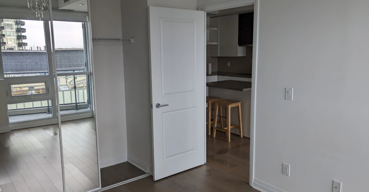 2010-59 Annie Craig Drive, Toronto, ON, M8V 0C4 - 8