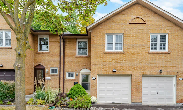 63-2120 Rathburn Road E