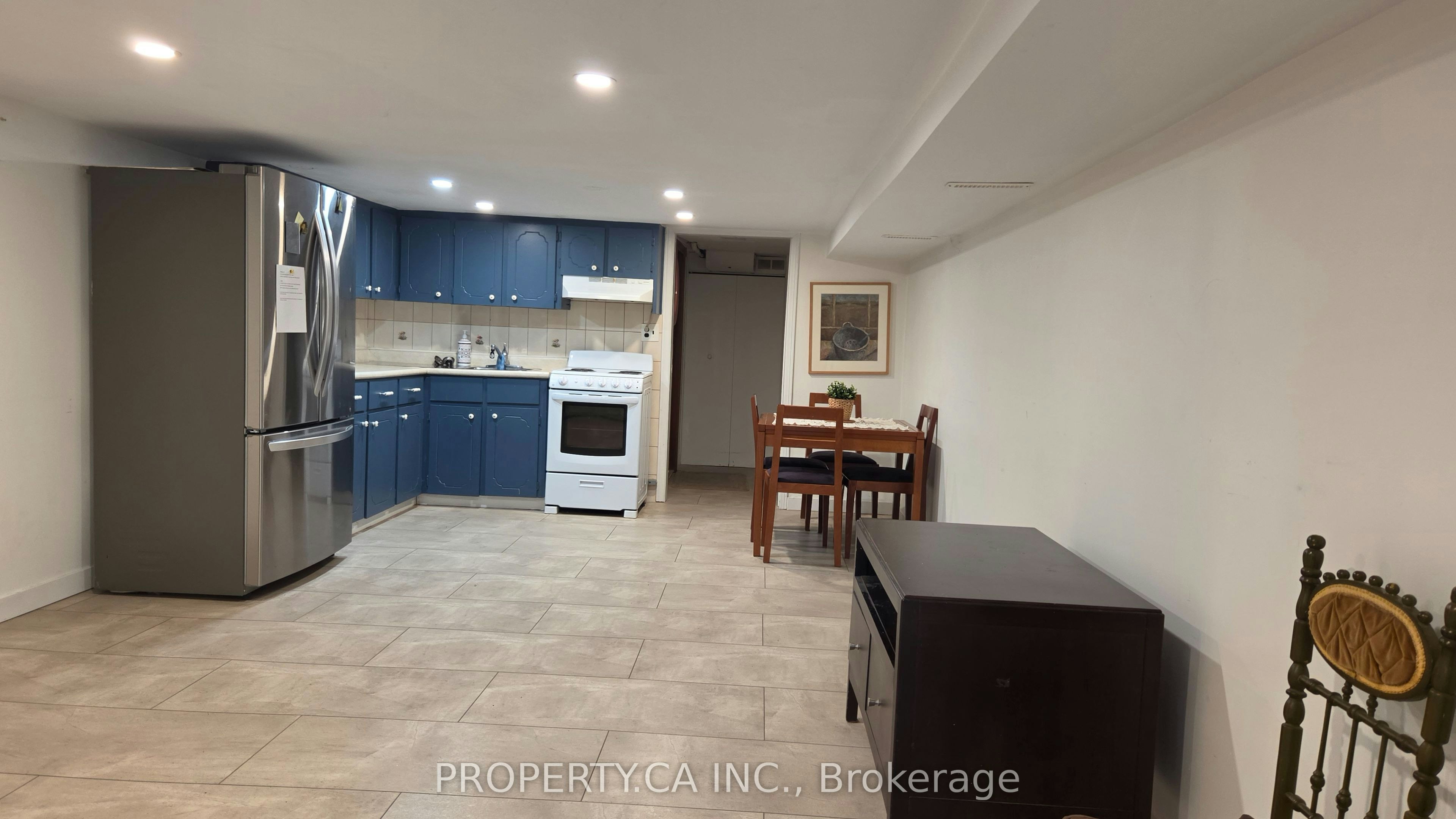52 Earlscourt Avenue, Toronto, ON, M6E 4A6 - 13