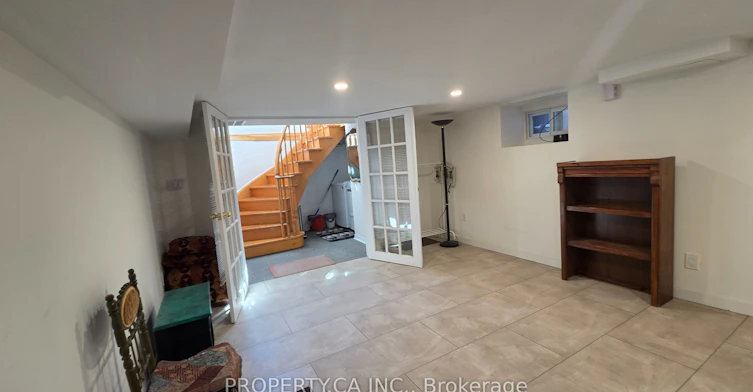 52 Earlscourt Avenue, Toronto, ON, M6E 4A6 - 28