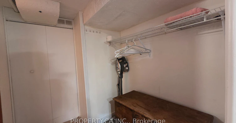 52 Earlscourt Avenue, Toronto, ON, M6E 4A6 - 21