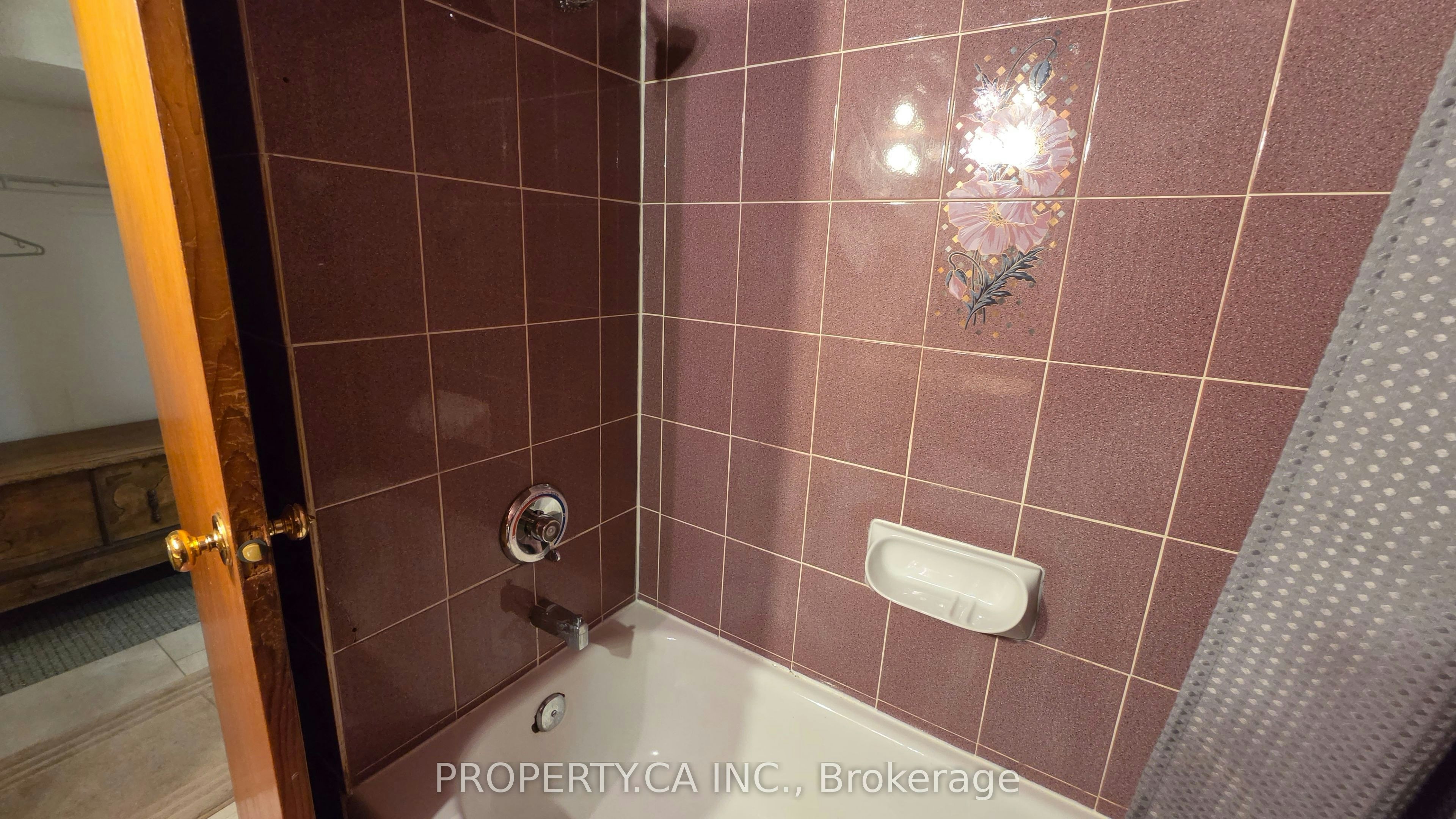 52 Earlscourt Avenue, Toronto, ON, M6E 4A6 - 25