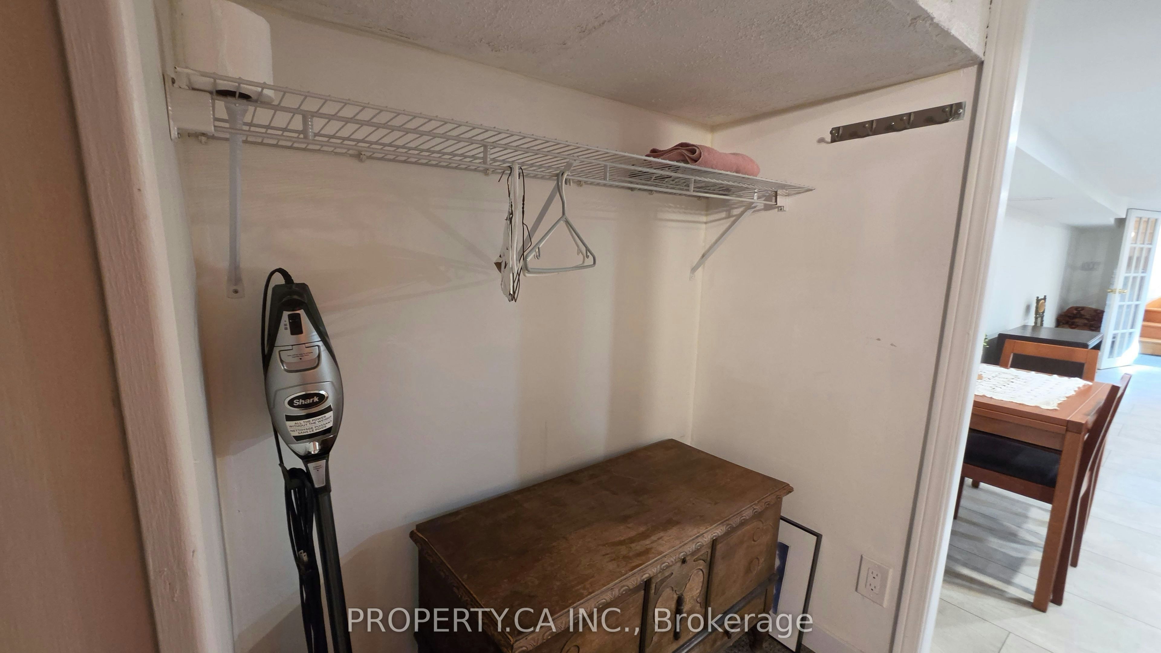 52 Earlscourt Avenue, Toronto, ON, M6E 4A6 - 23