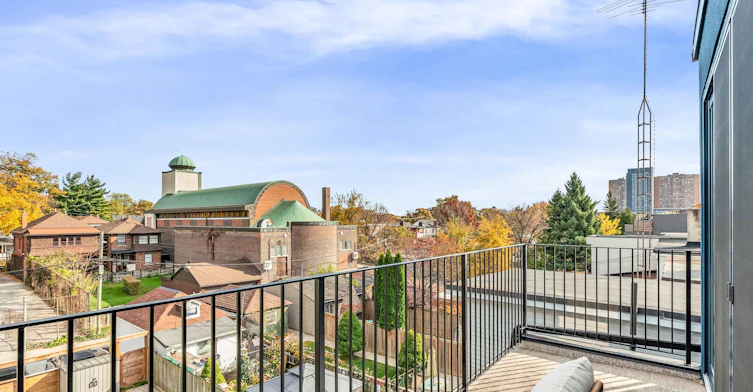 Upper-61 Edwin Avenue, Toronto, ON, M6P 3Z5 - 37