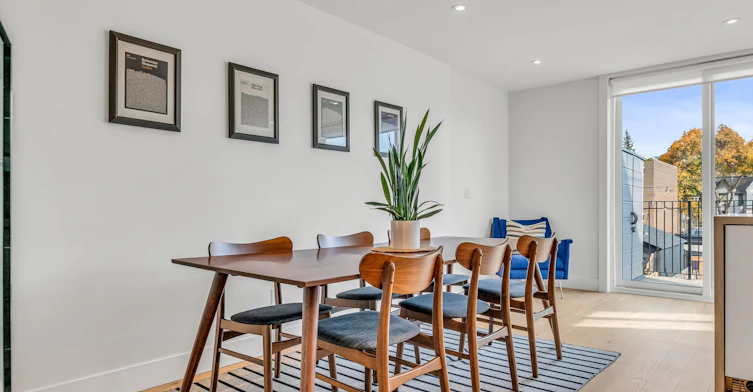 Upper-61 Edwin Avenue, Toronto, ON, M6P 3Z5 - 12