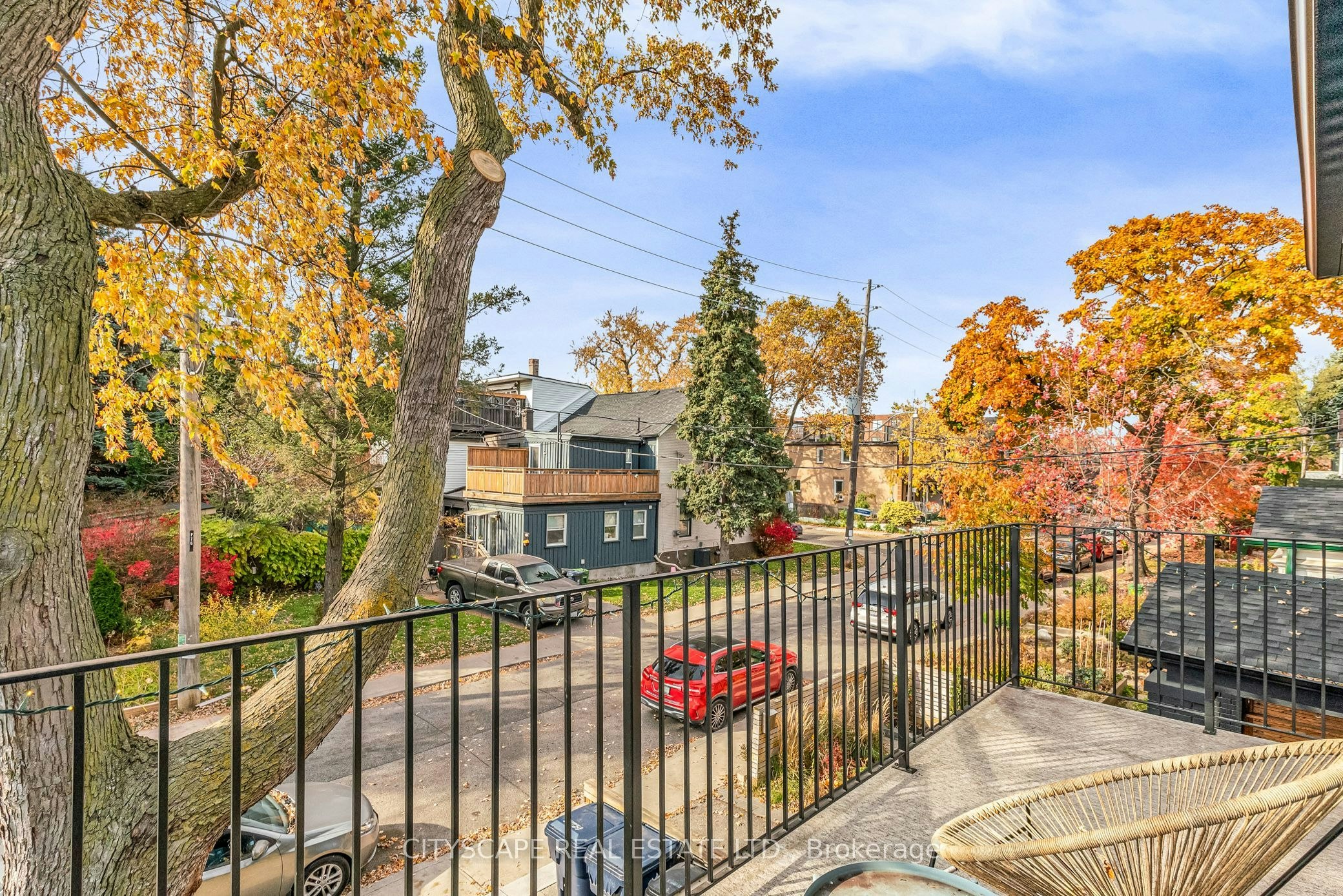 Upper-61 Edwin Avenue, Toronto, ON, M6P 3Z5 - 26