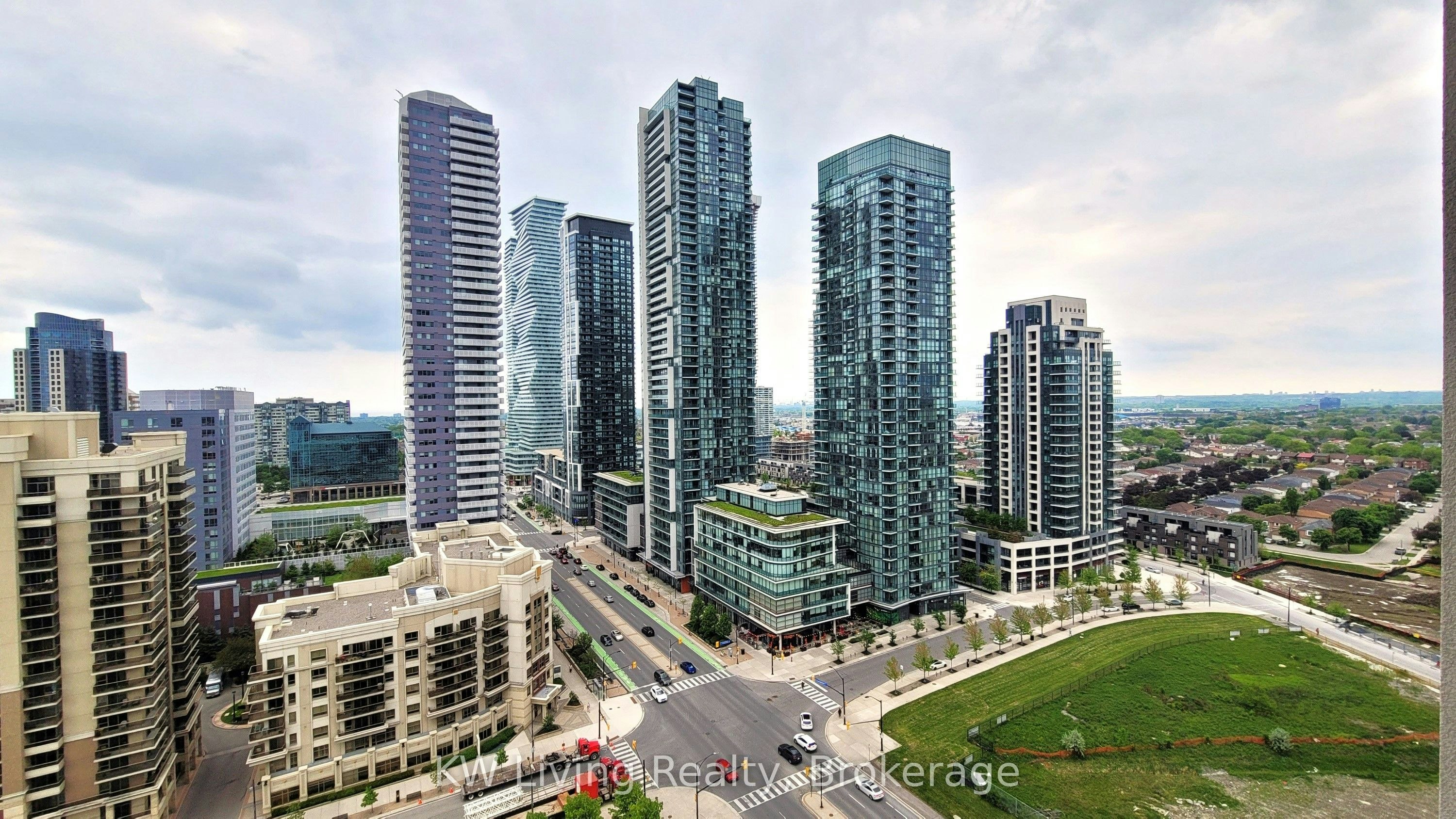 1801-388 Prince Of Wales Drive, Mississauga, ON, L5B 0A1 - 2