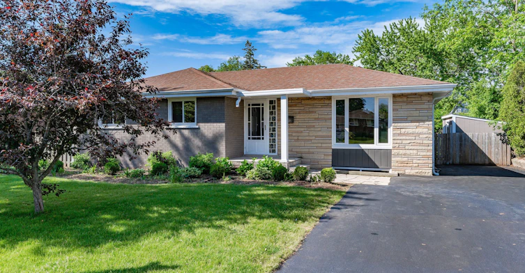 388 Appleby Line, Burlington, ON, L7L 2X8