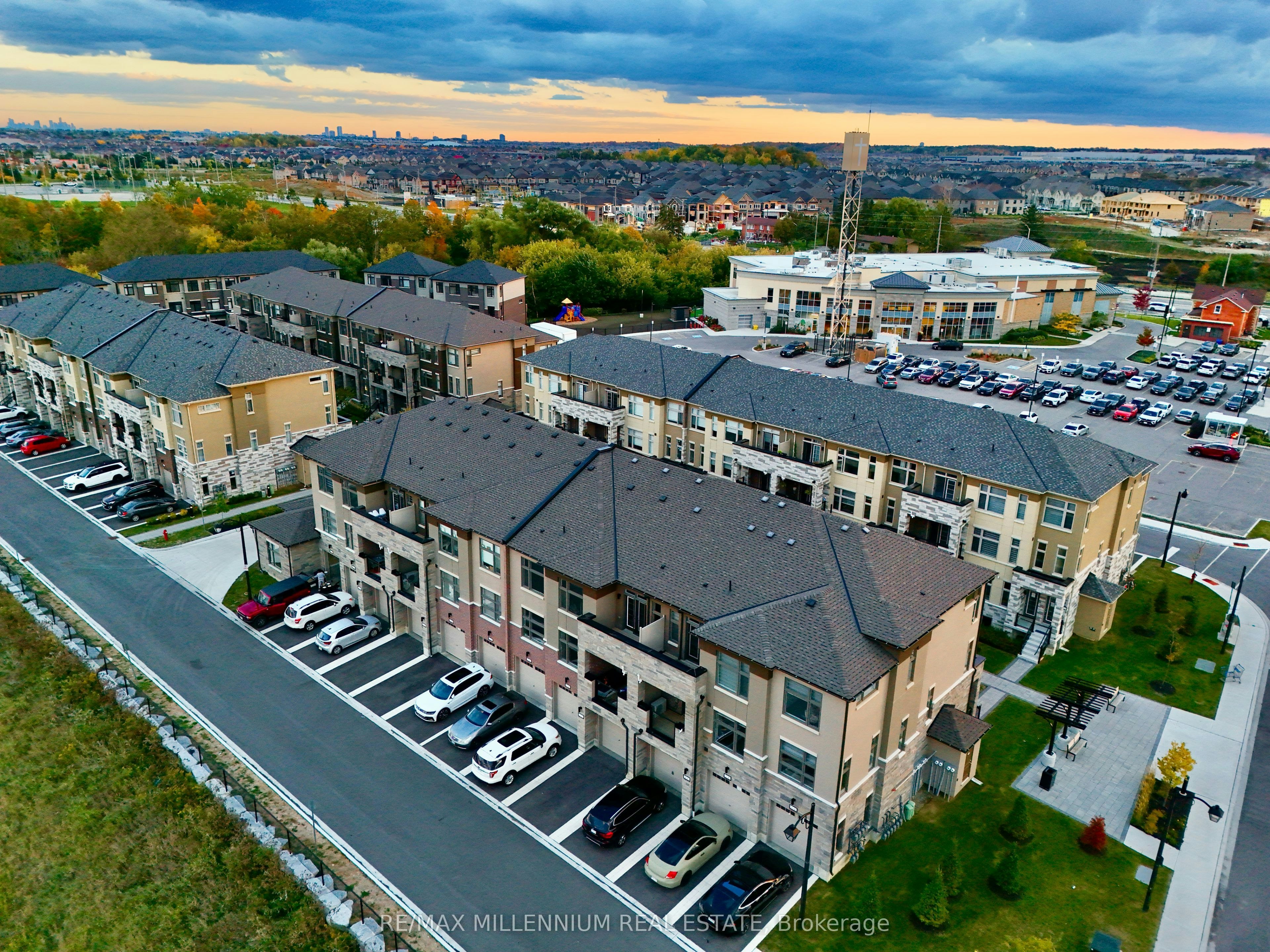 21-45 Fieldridge Crescent, Brampton, ON, L6R 0A7